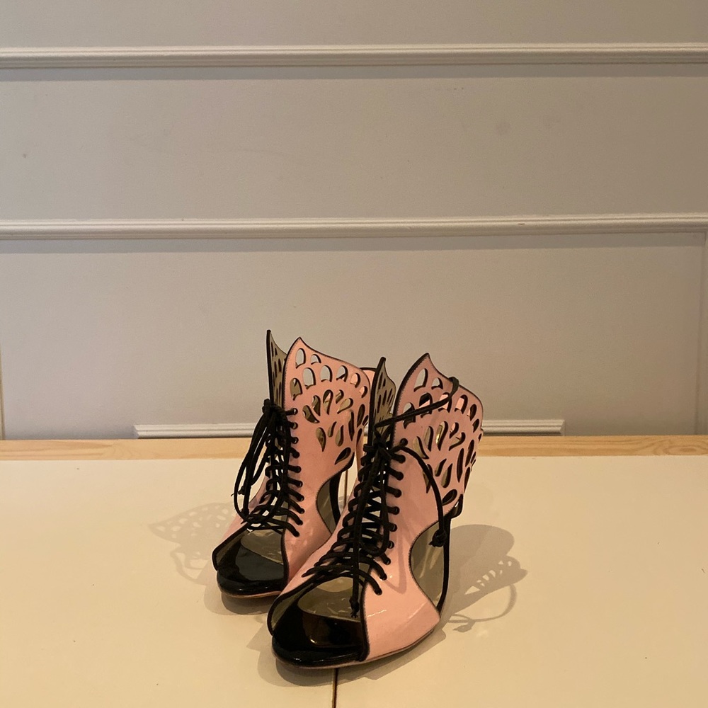 SOPHIA WEBSTER KIMIMI LACE-UP BUTTERFLY SANDAL